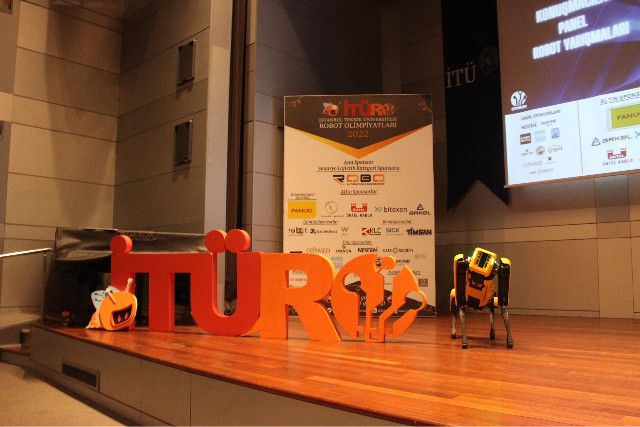 Istanbul 2022 ITURO Robot 1