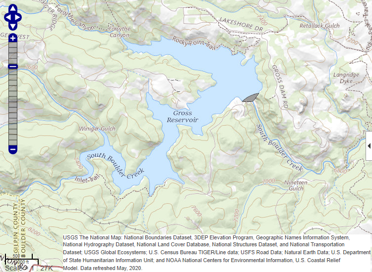 Web map with a topographic base layer centered on a lake